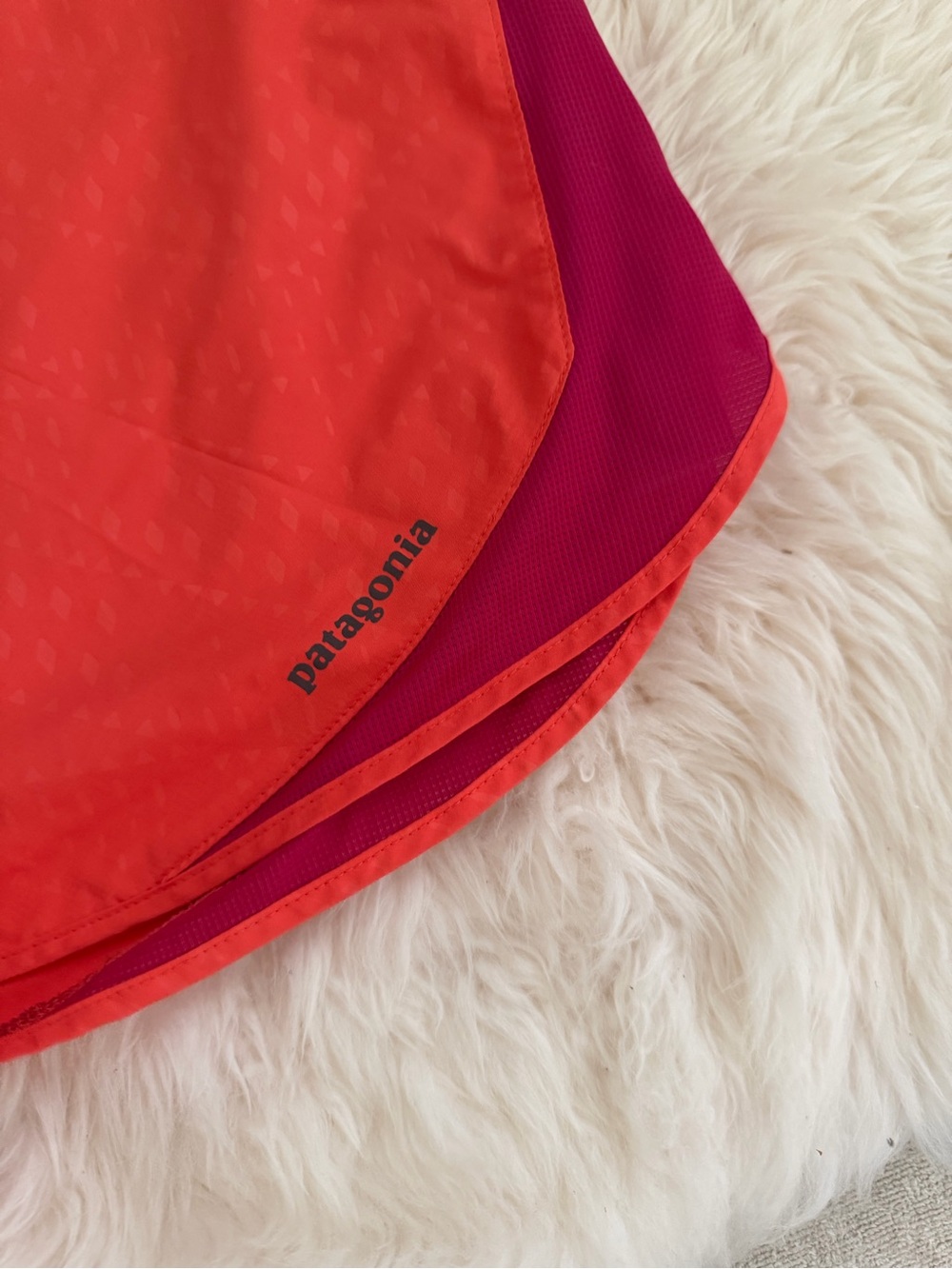 Patagonia Coral & Magenta Women's Athletic Skort Sz M - Picture 2 of 3